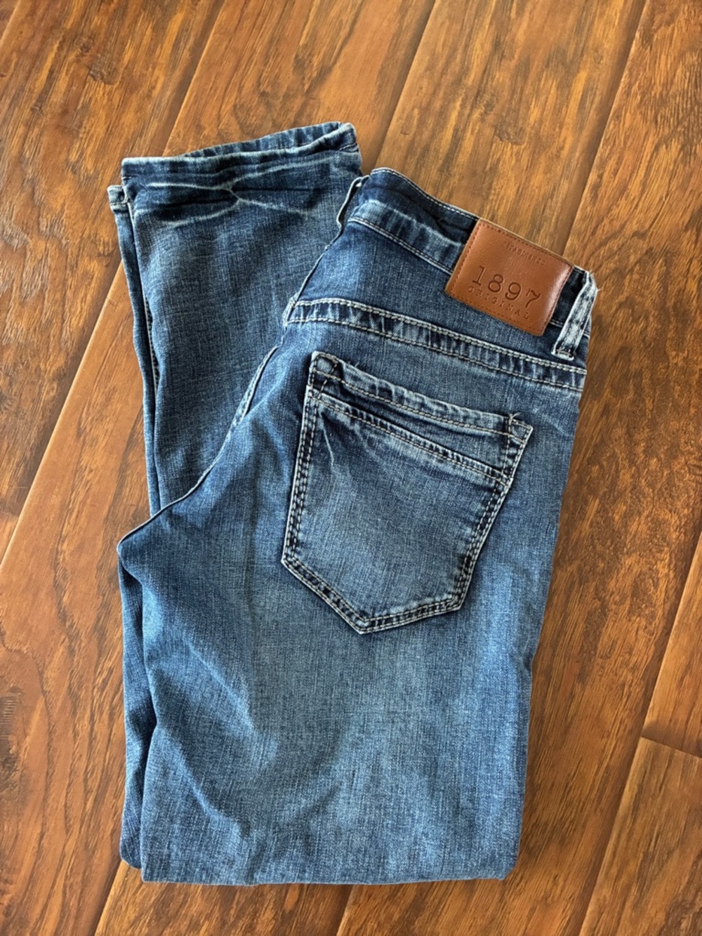 Men's Straight Jeans in Blue Denim with Leather Patch